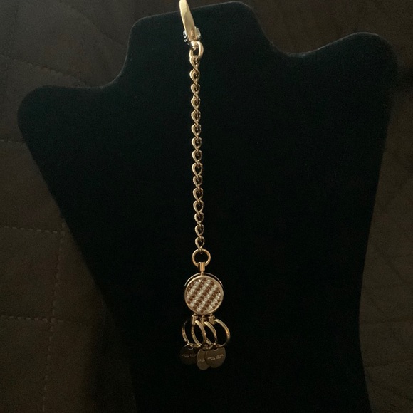 Charms - Picture 1 of 5